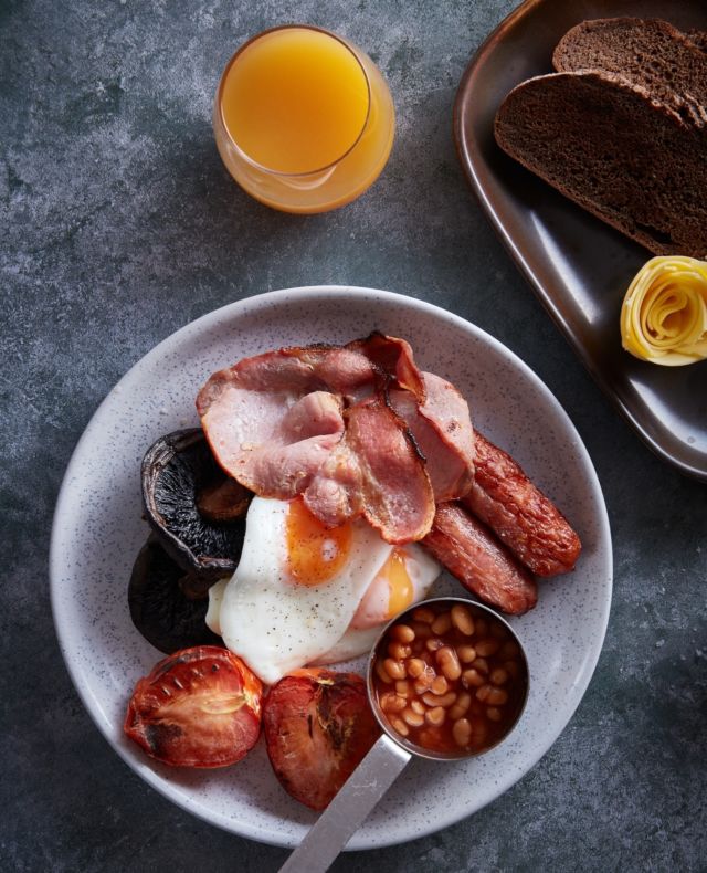 We serve #breakfast from 7:30am... and with our location just off the A30, #theplumemitchell can be the perfect pit stop on route to a meeting or the office. ⁠
⁠
⁠
#food #foodstagram #dessert #foodphotography #instagood #yum #lovecornwall #dinewithus #visitcornwall #foodie #foodies #instafood #foodporn #delicious #restaurant