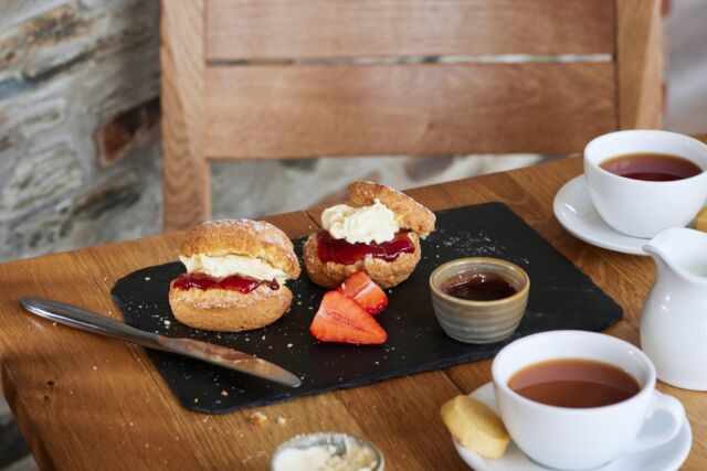 No matter your preference of jam or cream first, we can all unite in our love for a mouthwatering cream tea! ​

Why not join us in celebrating #NationalCreamTeaDay with our sister venue, @lewinnicklodge? 

Indulge in fluffy scones adorned with @trewithen_dairy's heavenly clotted cream amidst awe-inspiring views.